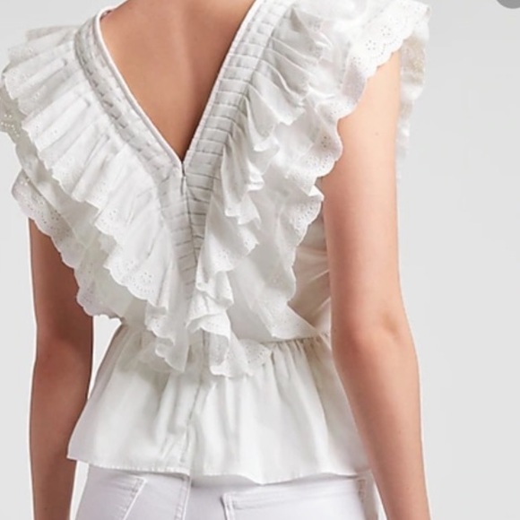 Express Elegant White Ruffled Women's Top - Picture 2 of 5